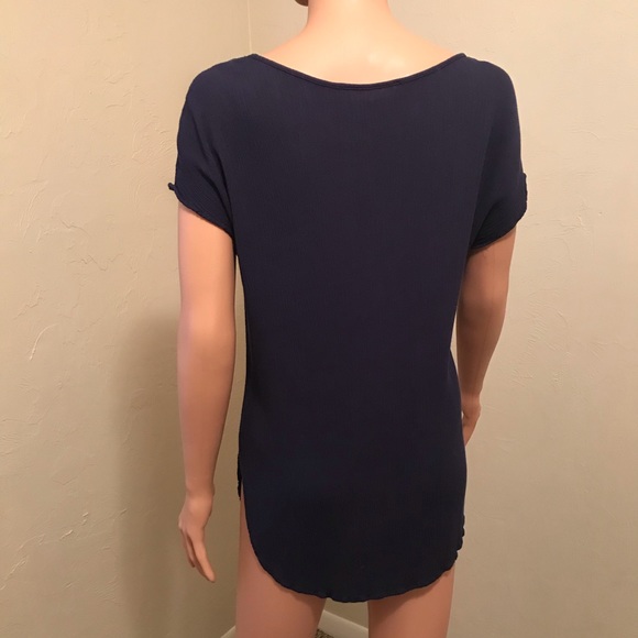 Francesca’s Blue V Neck Top w/Lace Details - Picture 3 of 4